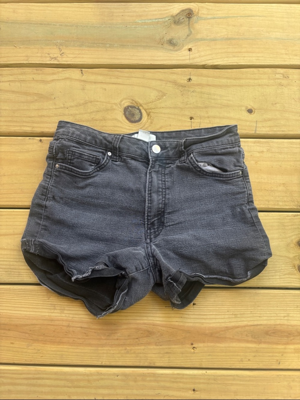 H&M High-Rise Black Denim Women’s Shorts Size 8